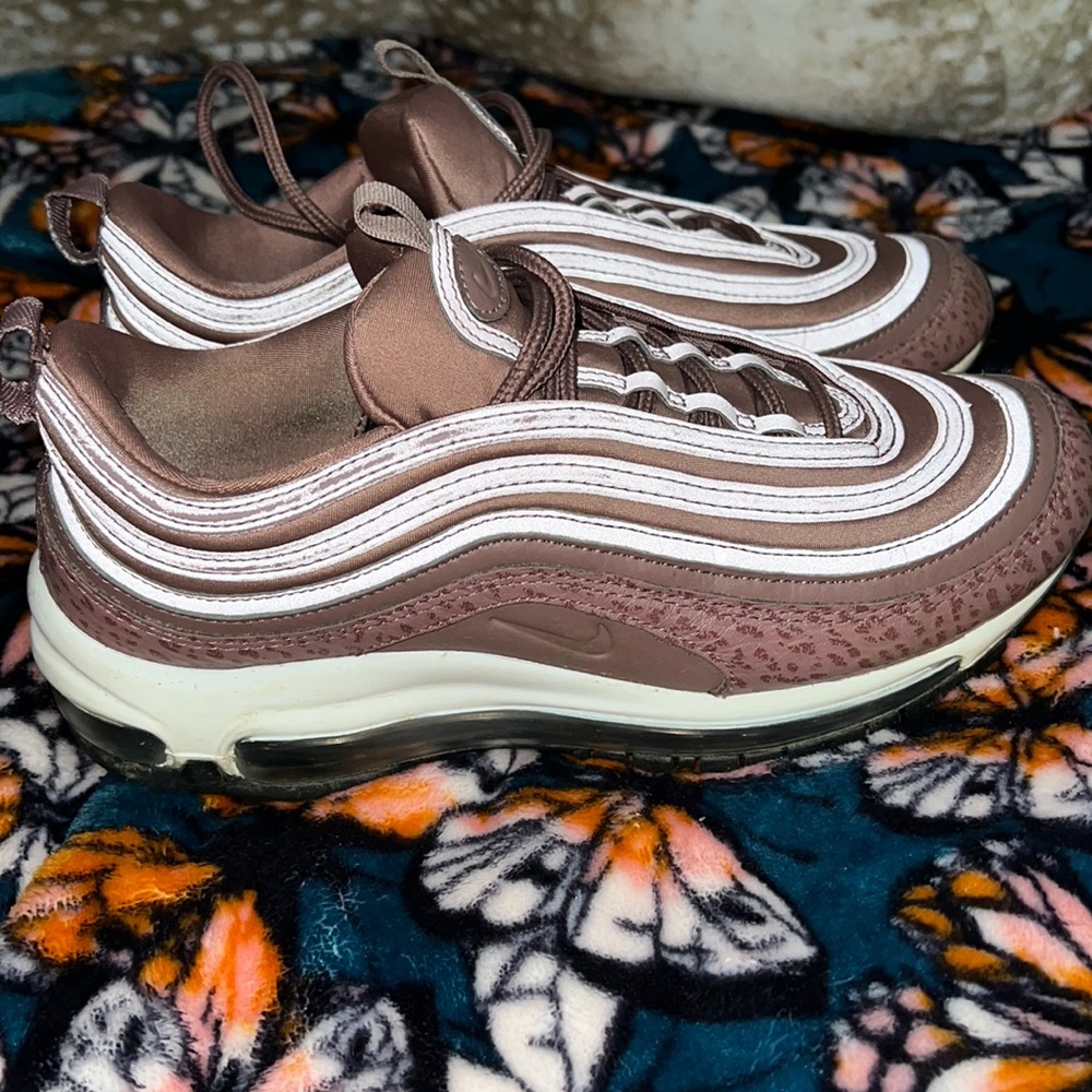 Nike air max 97. Color: purple smoke. Size: 8W